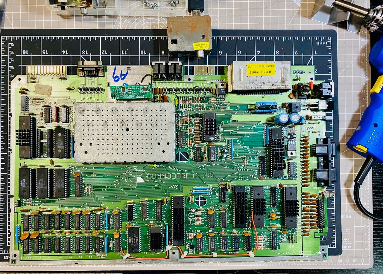 RF Mod in my flat 128, results were more mixed on this board since it made the jailbars nice and clear ;-)
